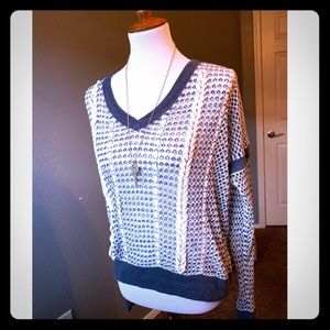 ✨GUC Abercrombie & Fitch Sweater✨